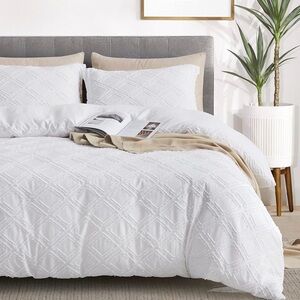 Luxurious White Diamond Pattern Duvet Cover Set